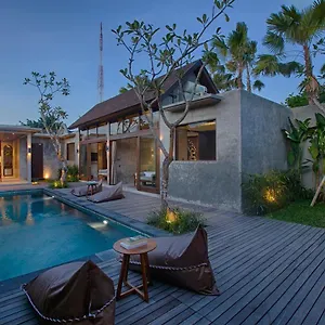 Villa Taman Dharmawangsa 